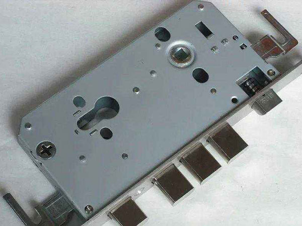 阿坝24小时上门开锁公司